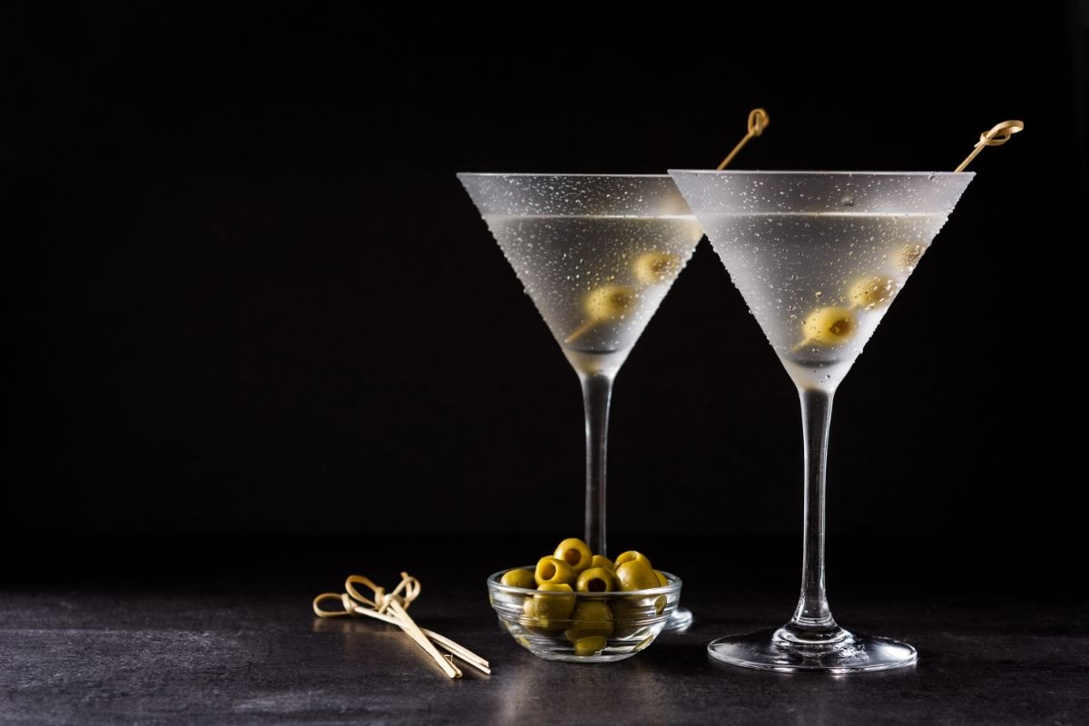 Dry Martini with olives 