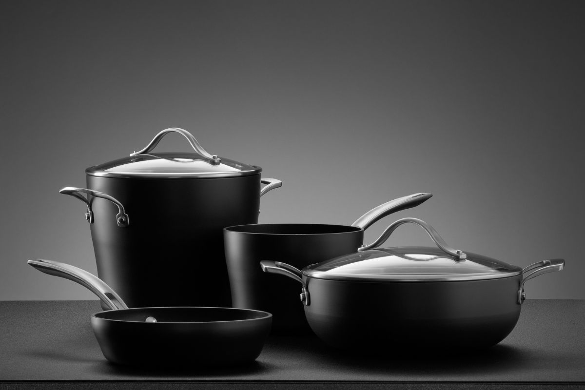 Close up view of cookware 
