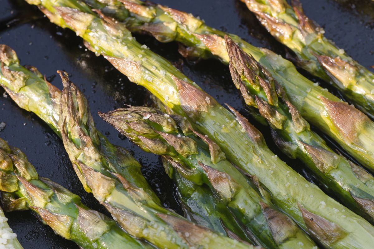 Baked asparagus