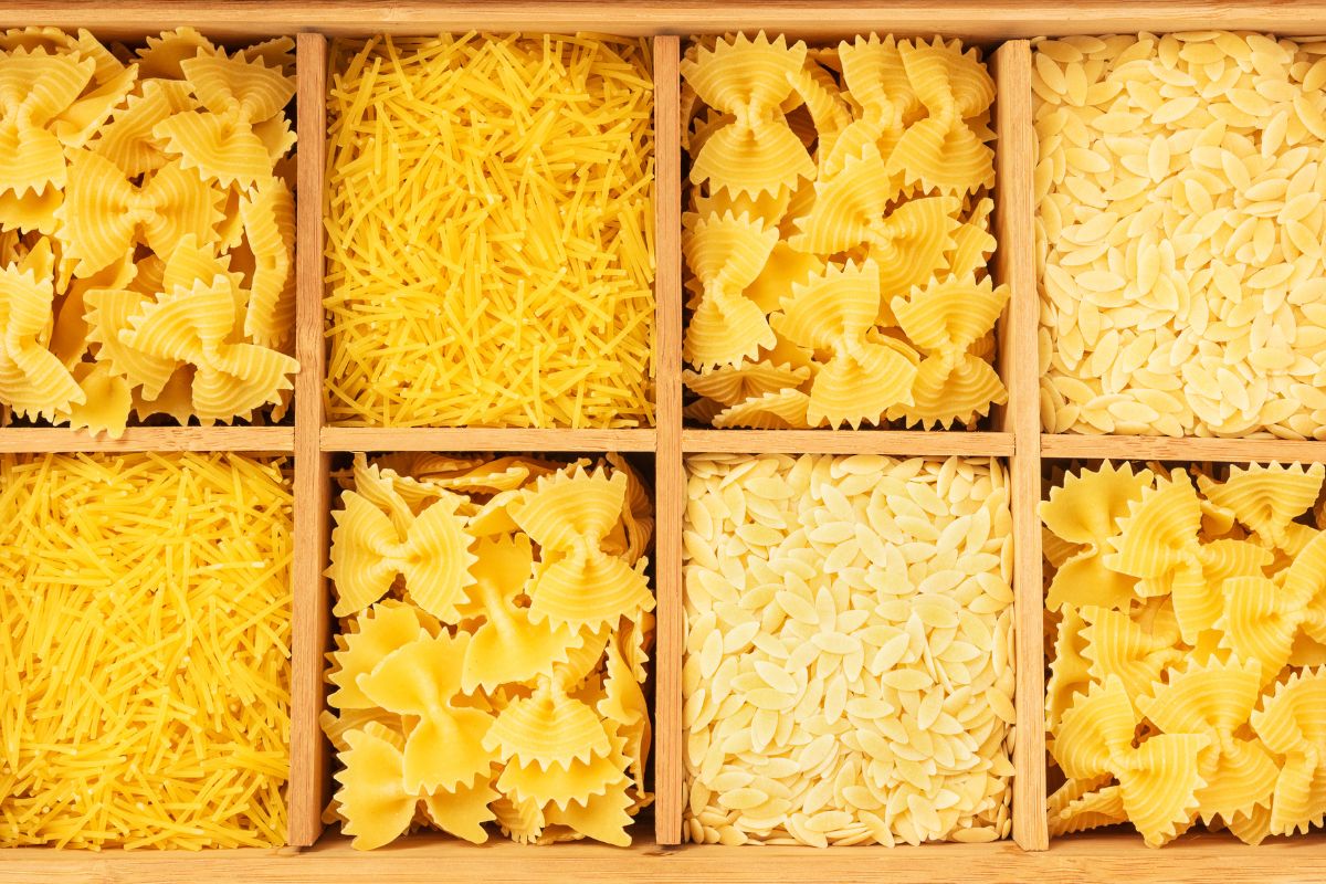 Storing a variety of pasta