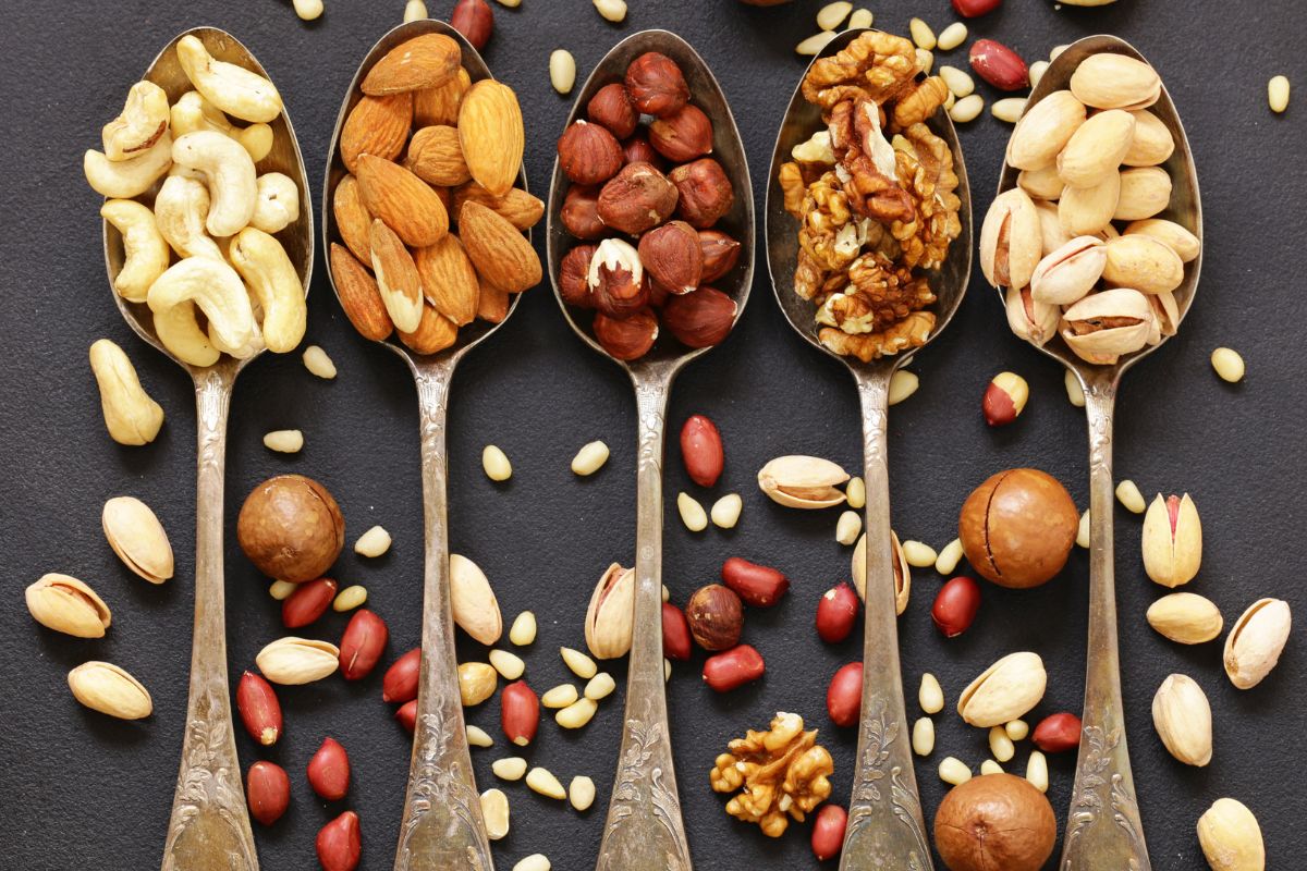 Various kinds of nuts